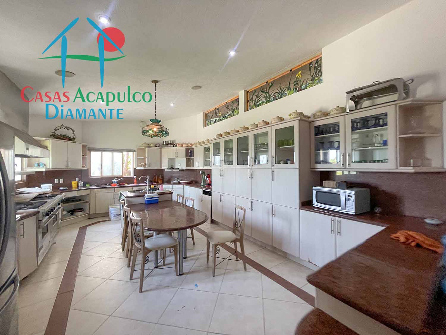 Tres Vidas Villa Universal - Cocina 1